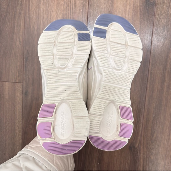 Skechers Women's Cream and Purple Slip-On Sneakers size10 - Picture 7 of 8